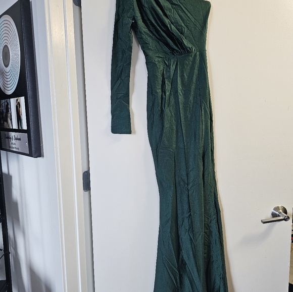 One Shoulder Keyhole Dress - Picture 2 of 4